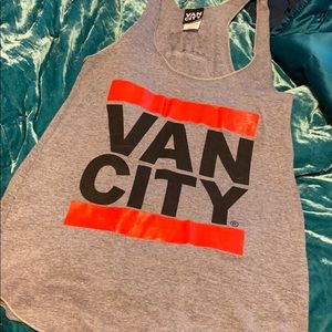 Van City tank size xs